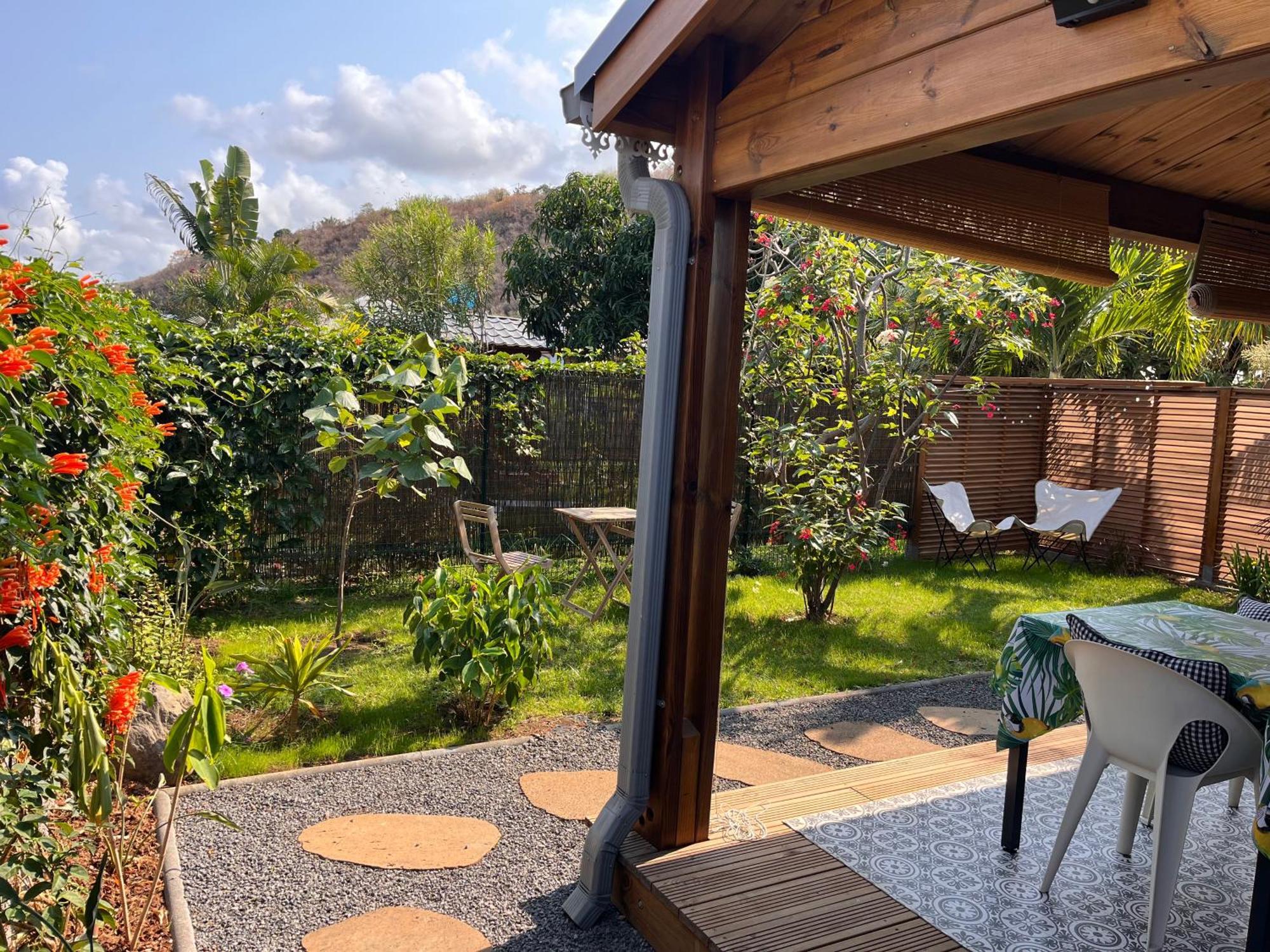 Bungalow Leu Gadiamb Saint-Leu Exterior foto
